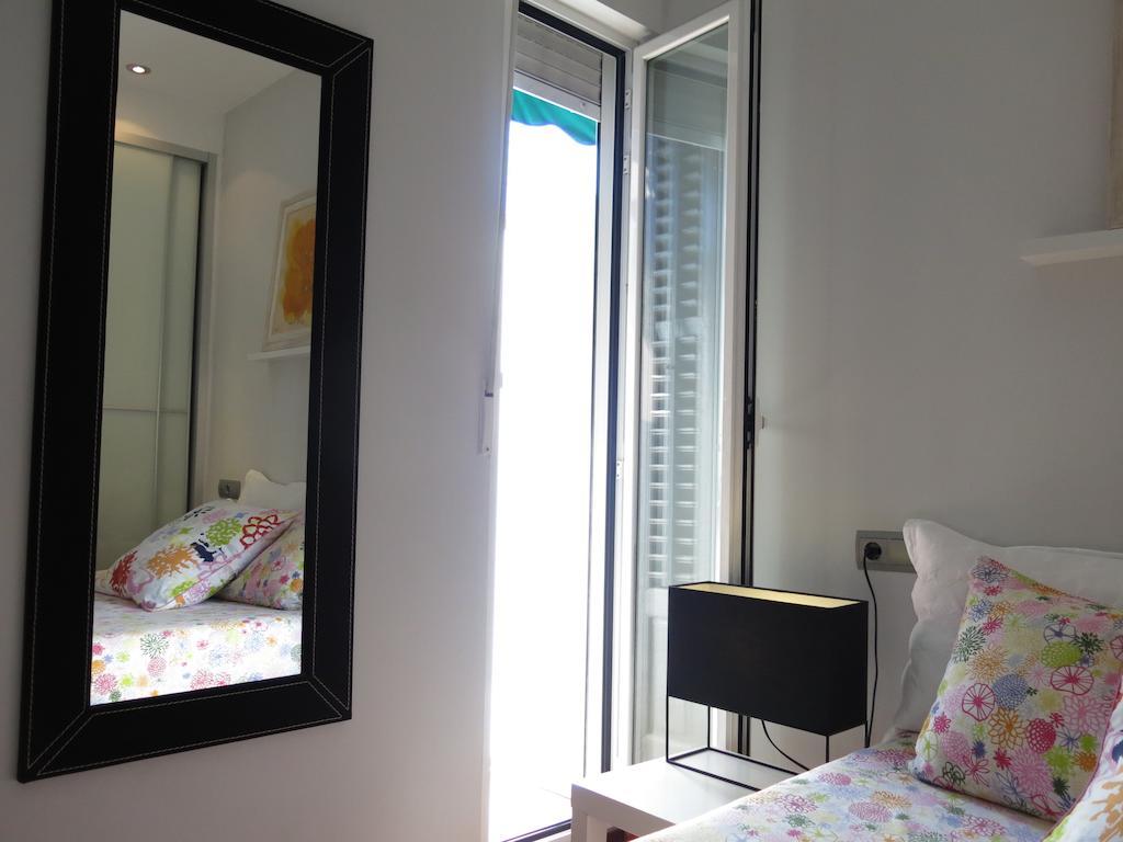 Principe Santa Ana Madrid Centro Apartment Room photo